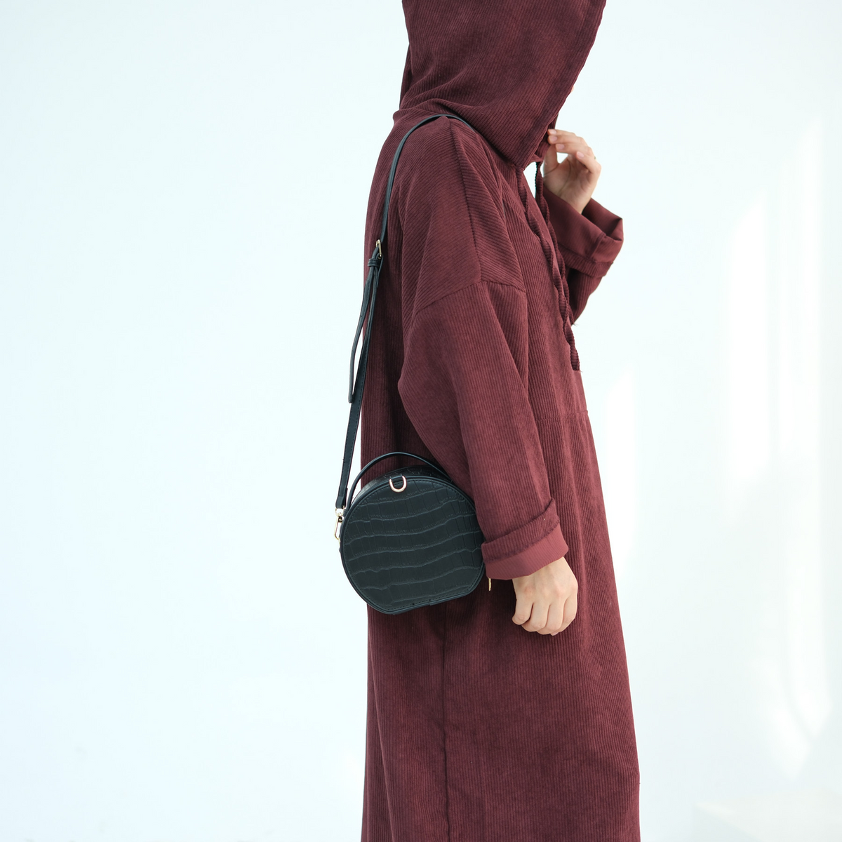 Nour Corduroy Hooded Abaya – LY75